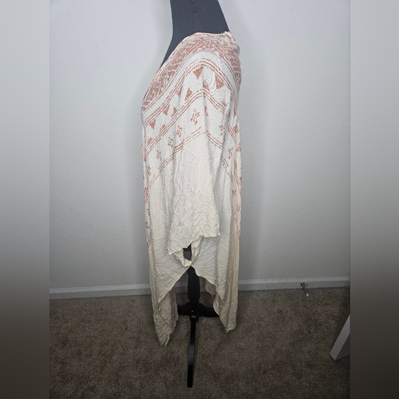 Free People Western Southwestern Aztec Print Flowy Bohemian Cream & Rust Kimono - Picture 5 of 9